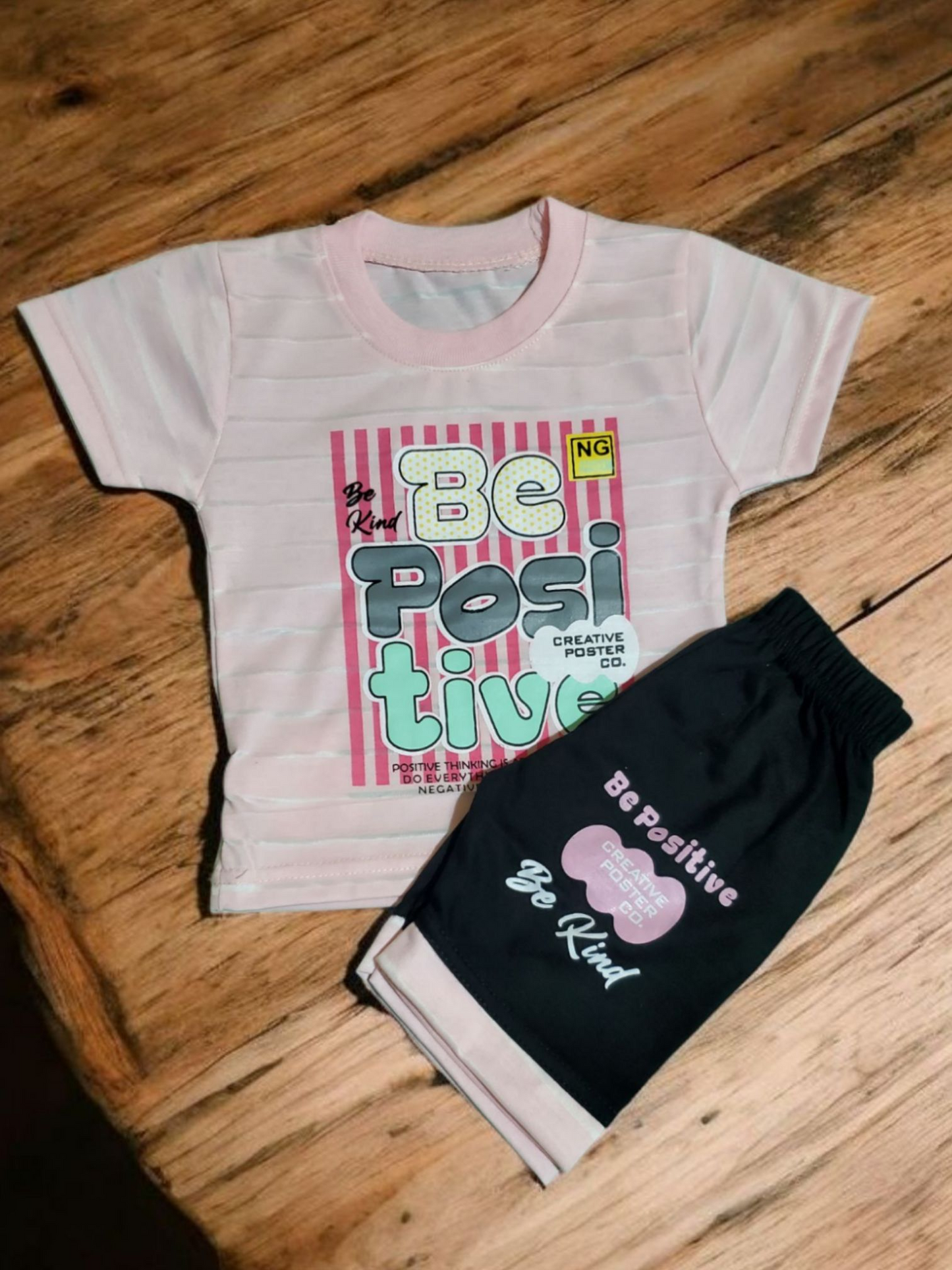 Unisex - Be Positive Short + Pink Shirt Set