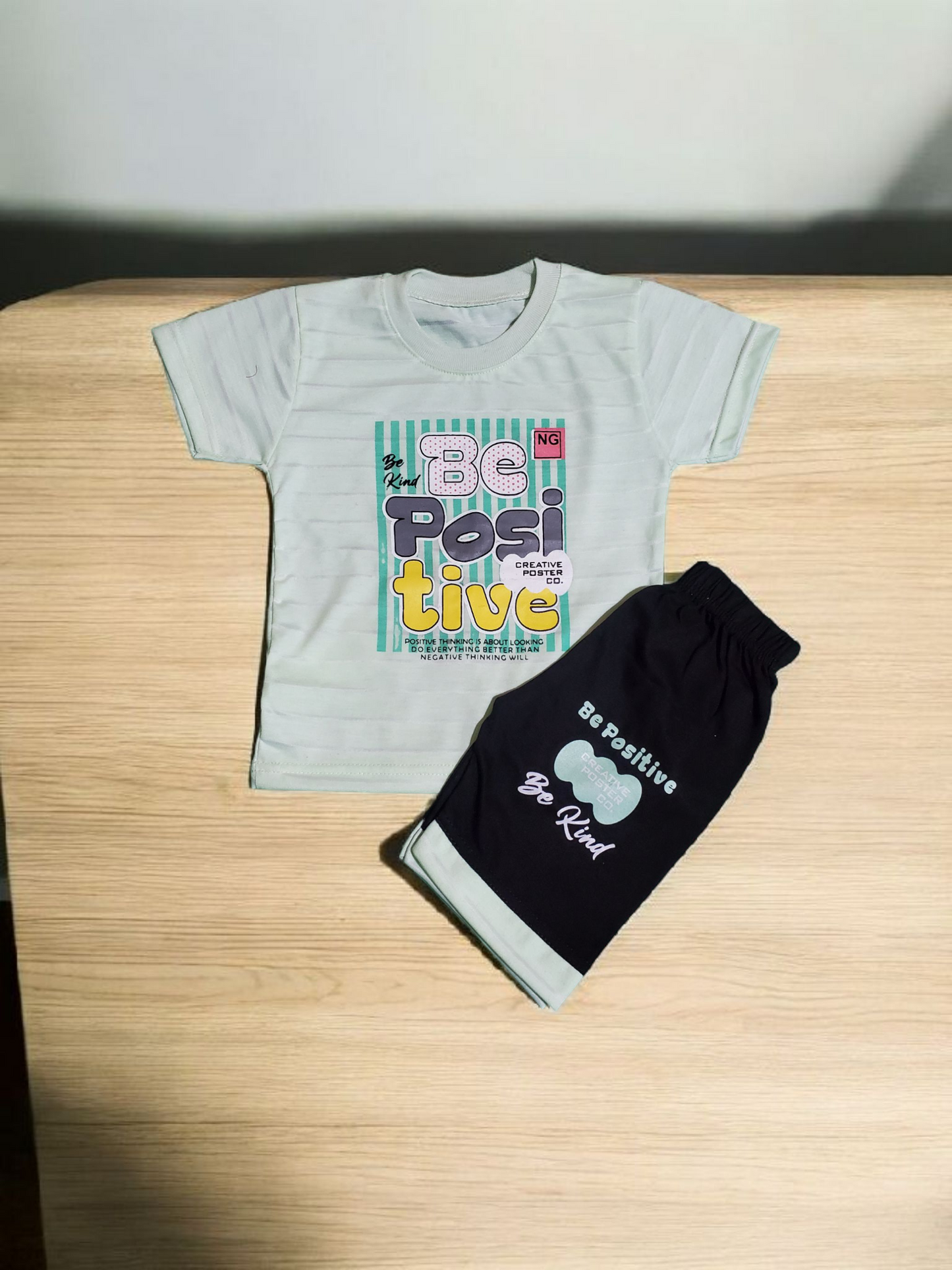Unisex - Be Positive Mint Green Shirt + Short Set