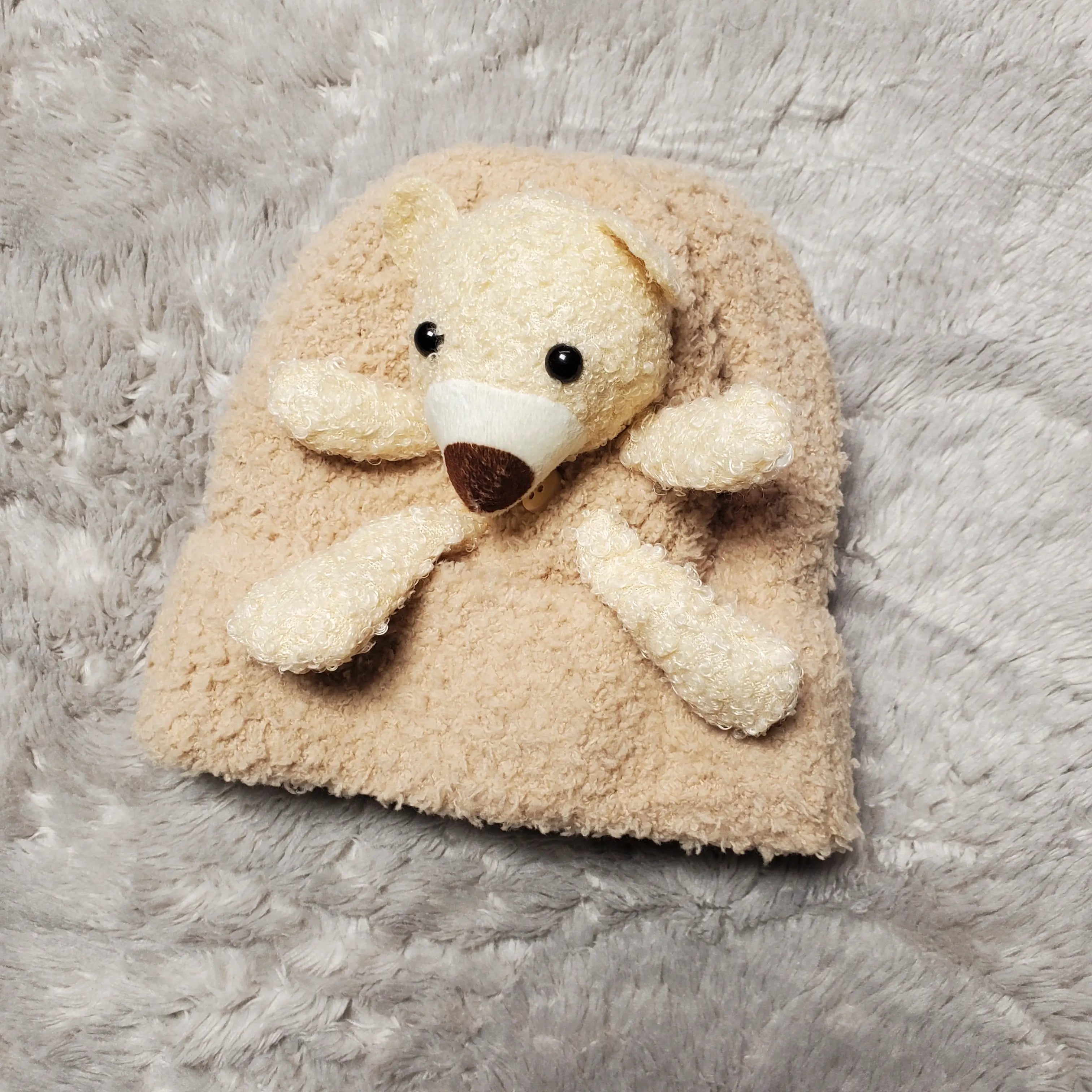 Winter Teddy Cap 3-9M Honey - Winter Comforter